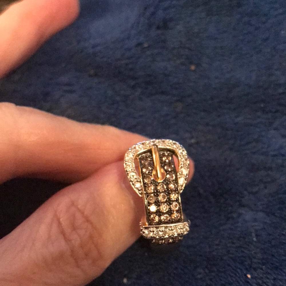 Belt ring. Rhinestone and gold tone.